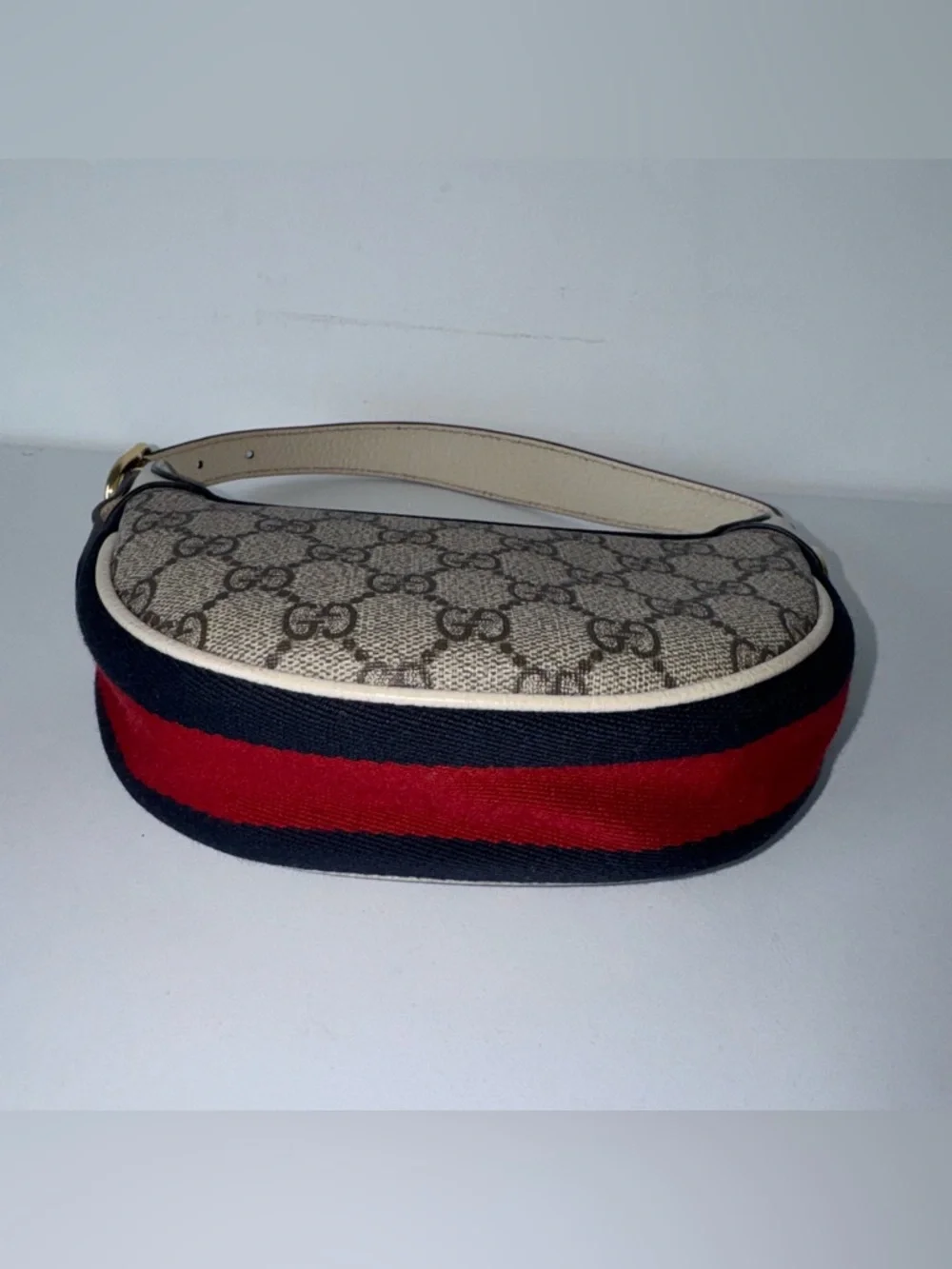 Gucci Ophidia  - Beige Supreme Shoulder Bag with Red & Blue stipe - Picture 9 of 16